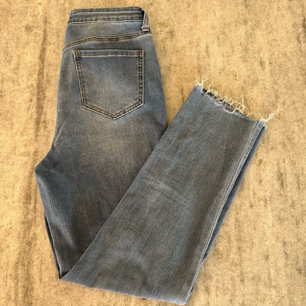 Abound Light Blue Denim Mom Jeans Size30